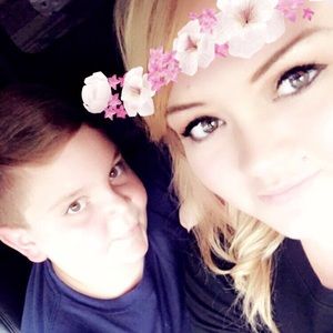 Meet your Posher, Devon